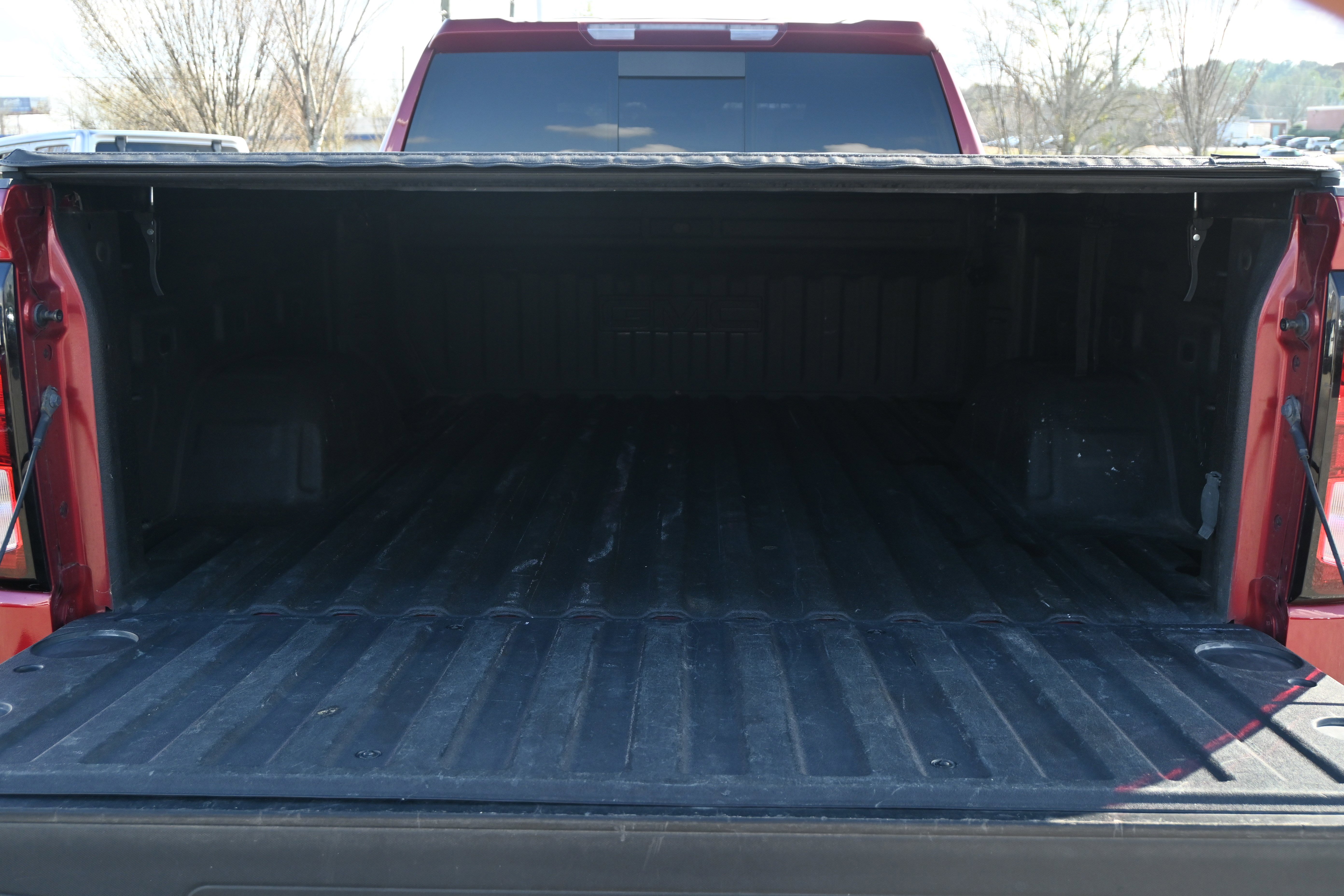 Used 2021 GMC Sierra 1500 Elevation image 13