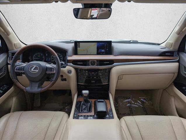 Used 2016 Lexus LX 570 4WD w/ Luxury Package image 21