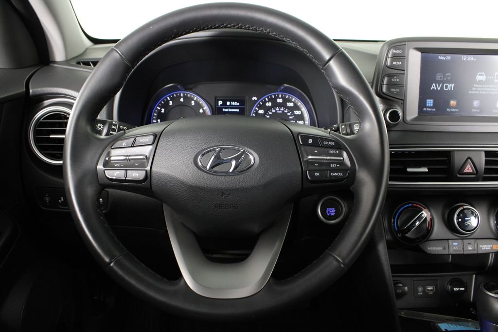 Used 2020 Hyundai Kona SEL w/ Cargo Package FWD image 8