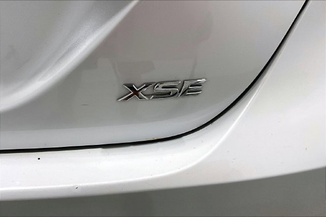 Used 2019 Toyota Camry XSE FWD image 29