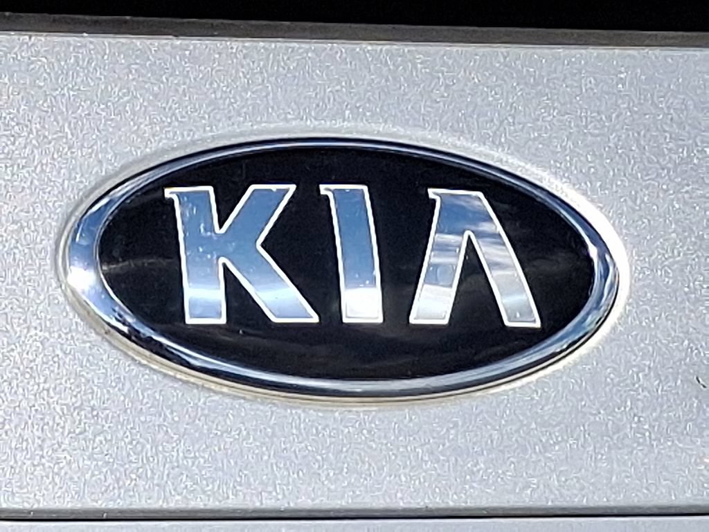 Used 2020 Kia Forte LXS FWD image 26