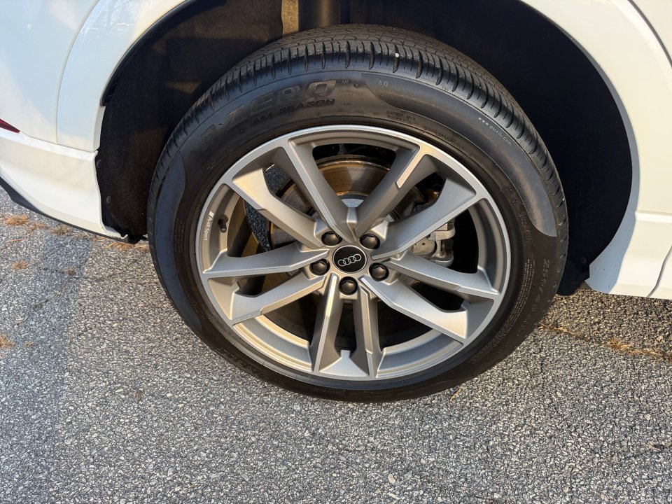 Certified 2024 Audi Q3 2.0T Premium Plus w/ Premium Plus Package image 23