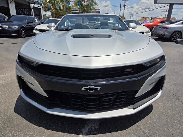 Used 2019 Chevrolet Camaro SS RWD image 2