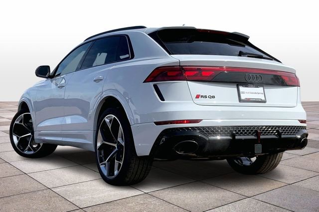 New 2026 Audi RS Q8 performance image 3