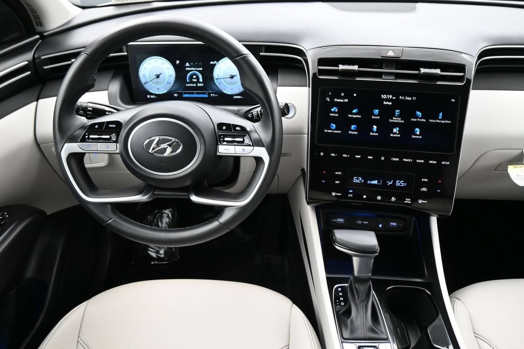 Used 2024 Hyundai Tucson SEL w/ Convenience Package FWD image 5