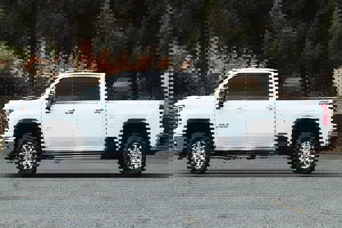 Used 2024 Chevrolet Silverado 2500 LTZ image 9