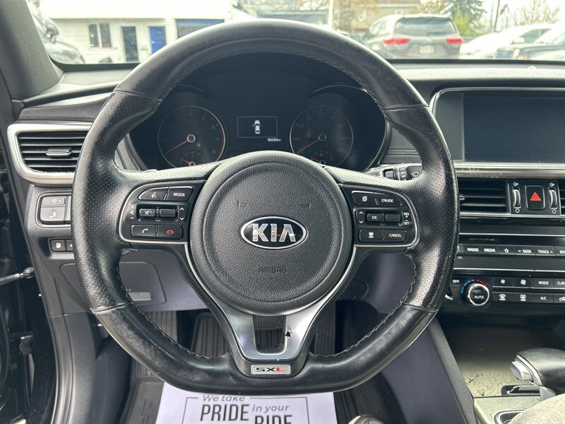 Used 2018 Kia Optima SX w/ Technology Package FWD image 14