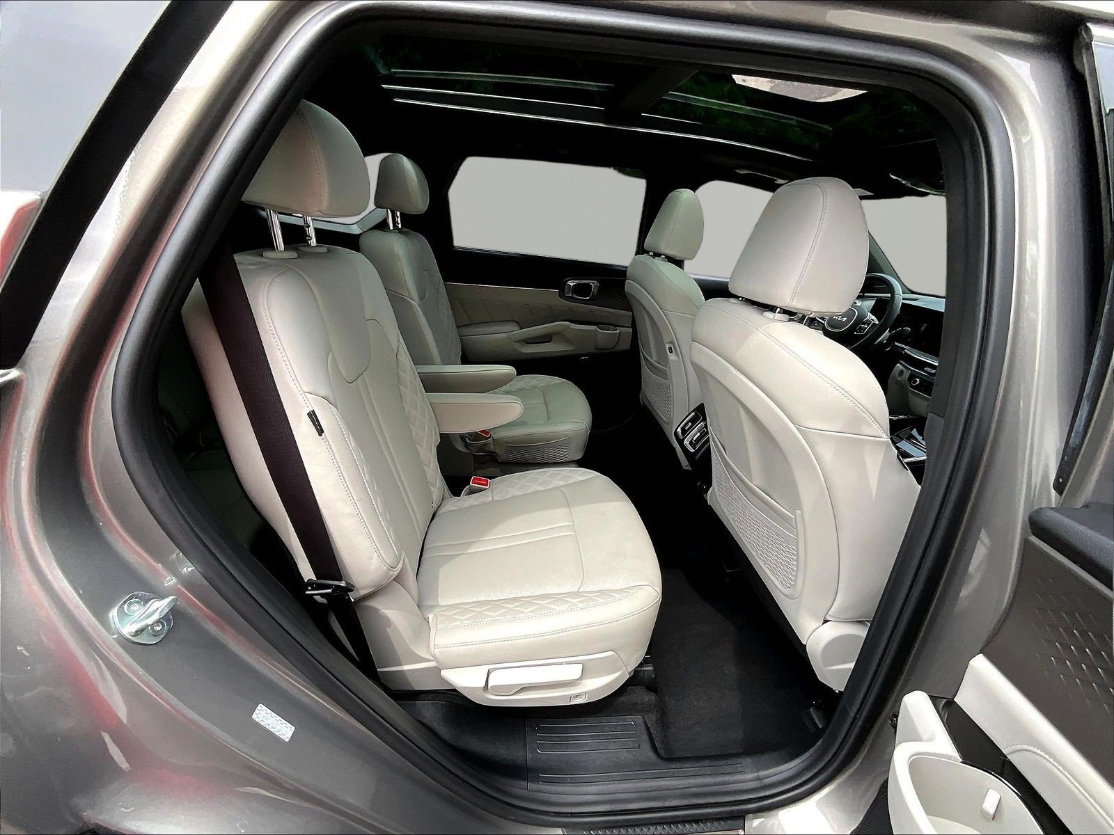 Certified 2025 Kia Sorento SX Prestige AWD/4WD image 25