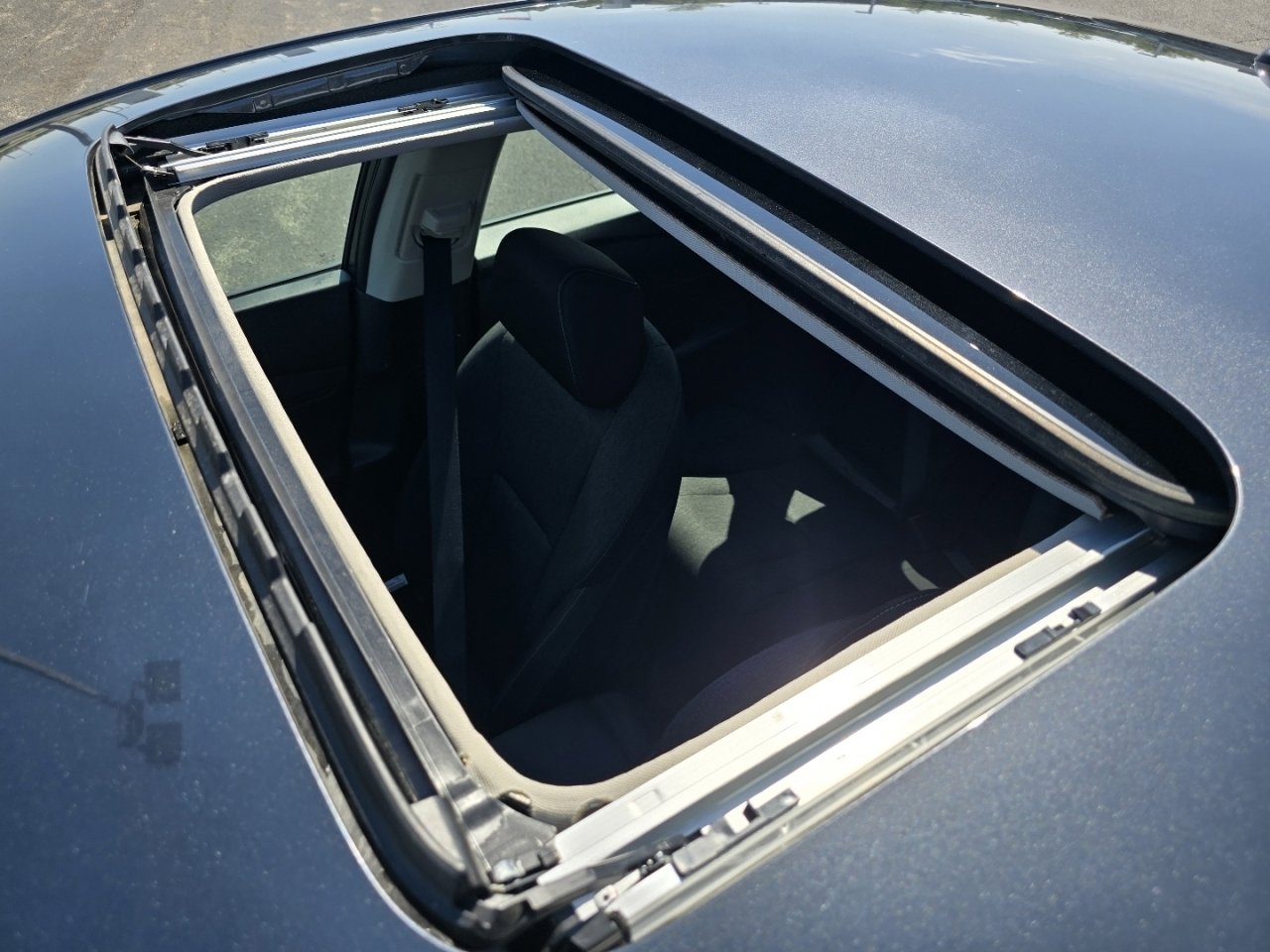 Used 2024 Honda Accord EX image 3