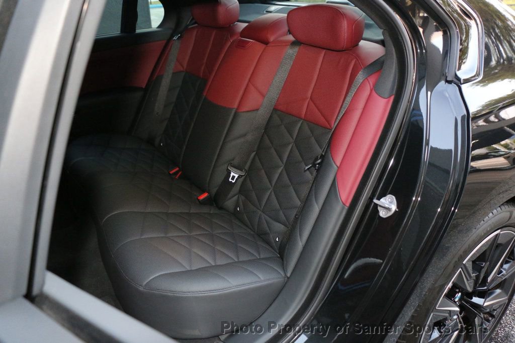 Used 2023 BMW 740i w/ Parking Assistance Package image 31