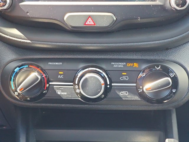 Used 2024 Kia Soul LX w/ LX Technology Package FWD image 28