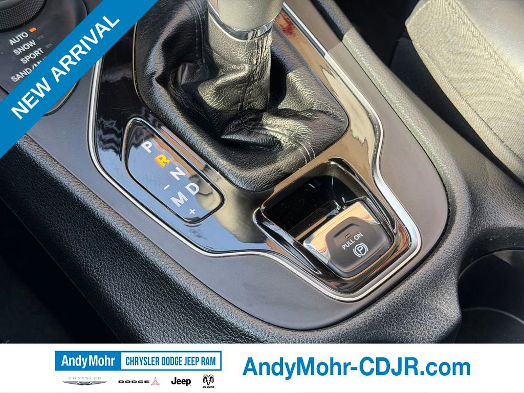 Used 2019 Jeep Cherokee Limited AWD/4WD image 26