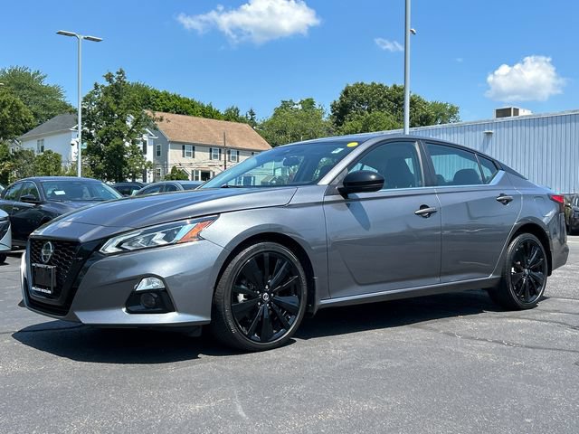 Certified 2022 Nissan Altima 2.5 SR w/ Midnight Edition Package AWD/4WD image 5