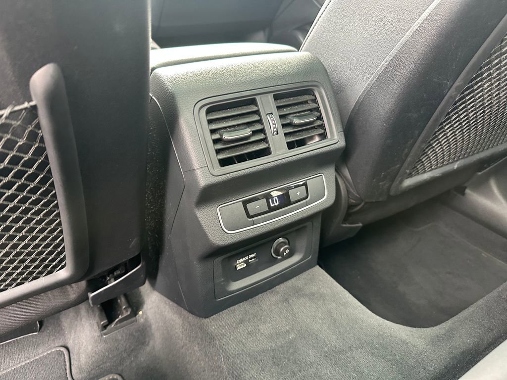 Used 2022 Audi Q5 2.0T Premium image 38