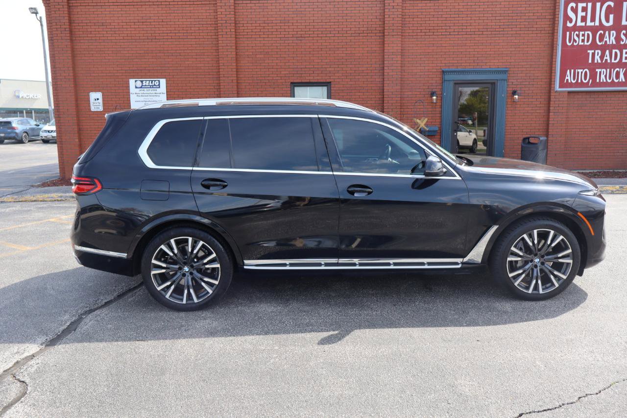 Used 2023 BMW X7 xDrive40i w/ Premium Package image 10