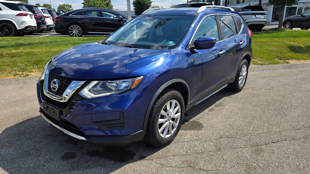 Used 2017 Nissan Rogue SV AWD/4WD image 11