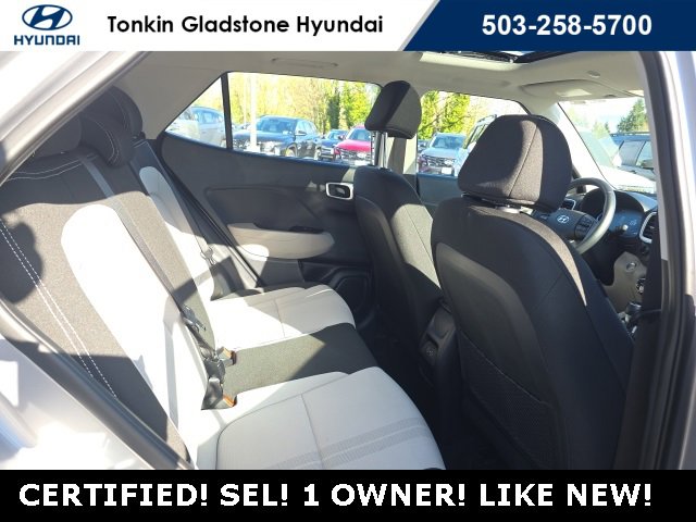Certified 2025 Hyundai Venue SEL image 24