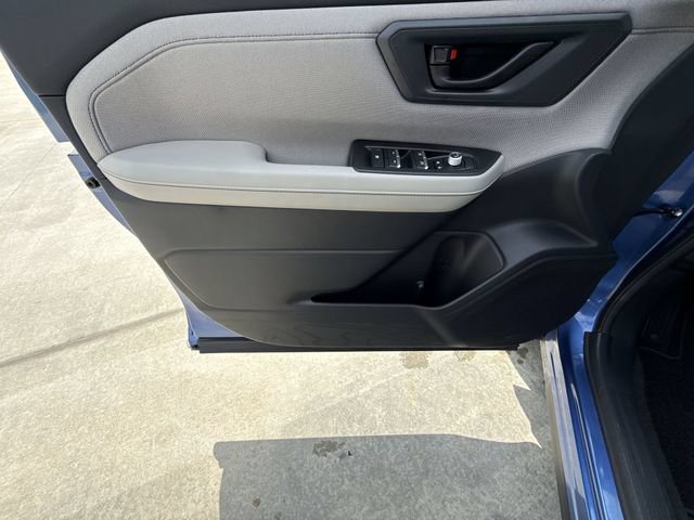 Used 2026 Subaru Forester Premium AWD/4WD image 13