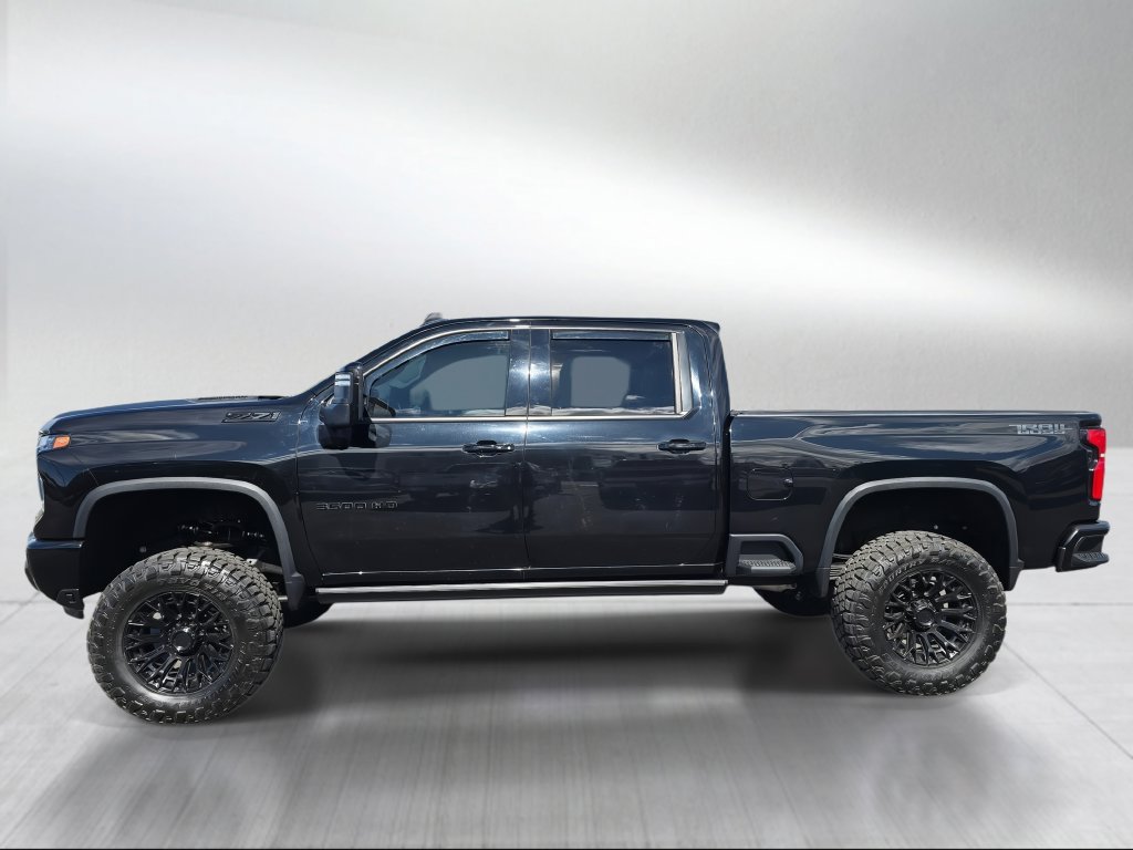 Used 2025 Chevrolet Silverado 3500 LTZ w/ Trail Boss Package AWD/4WD image 3