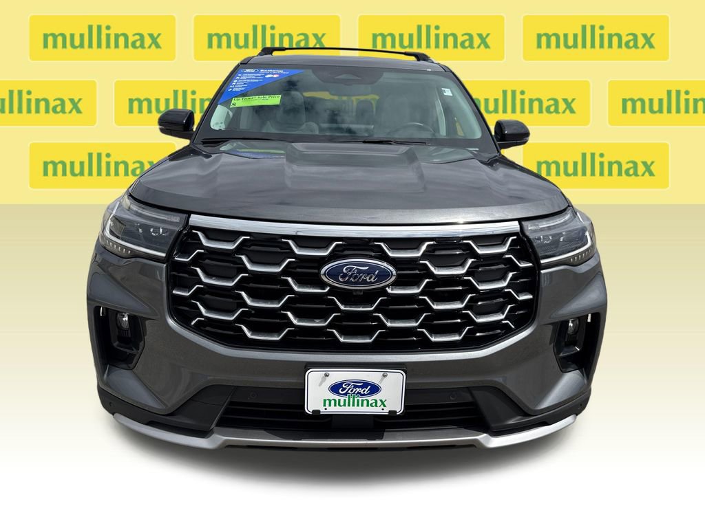 Used 2025 Ford Explorer Platinum w/ Ultimate Package image 12