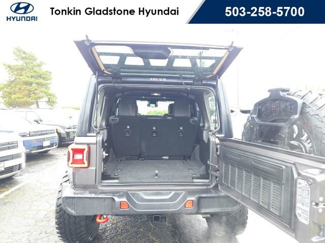 Used 2025 Jeep Wrangler Unlimited Rubicon image 24