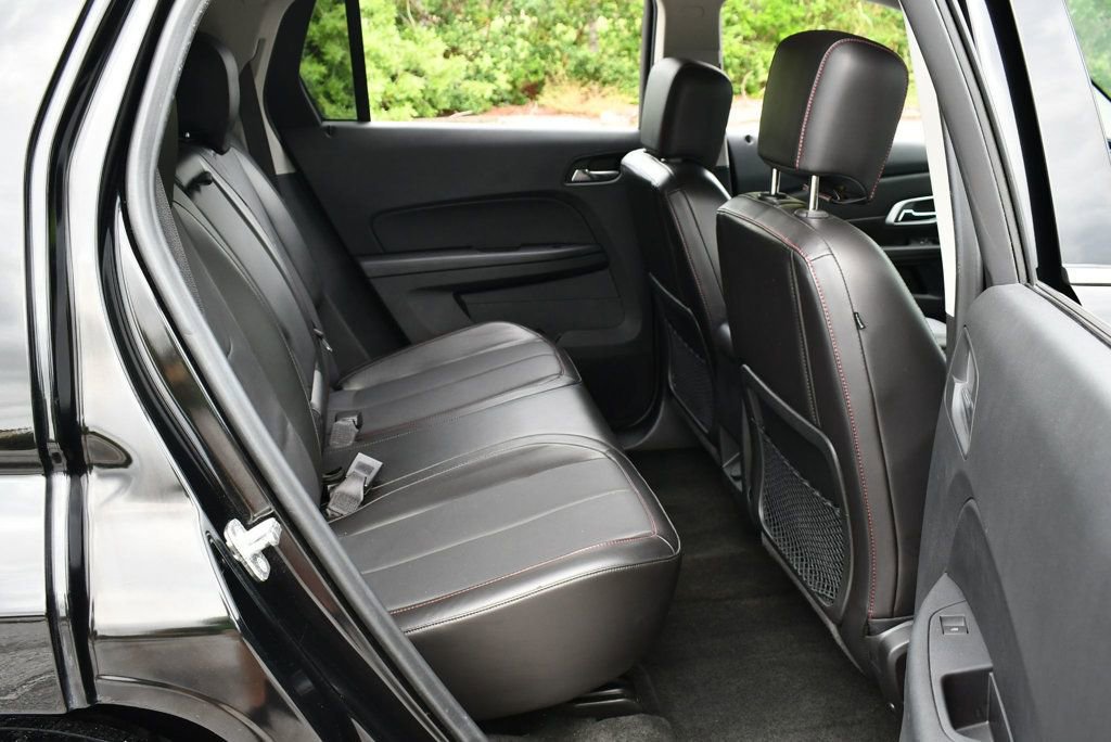 Used 2017 GMC Terrain SLT w/ Open Road Package image 18