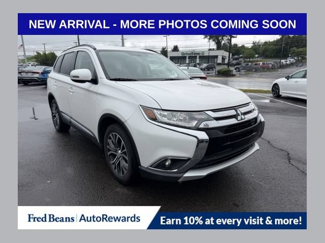 Used 2016 Mitsubishi Outlander SEL AWD/4WD video 1