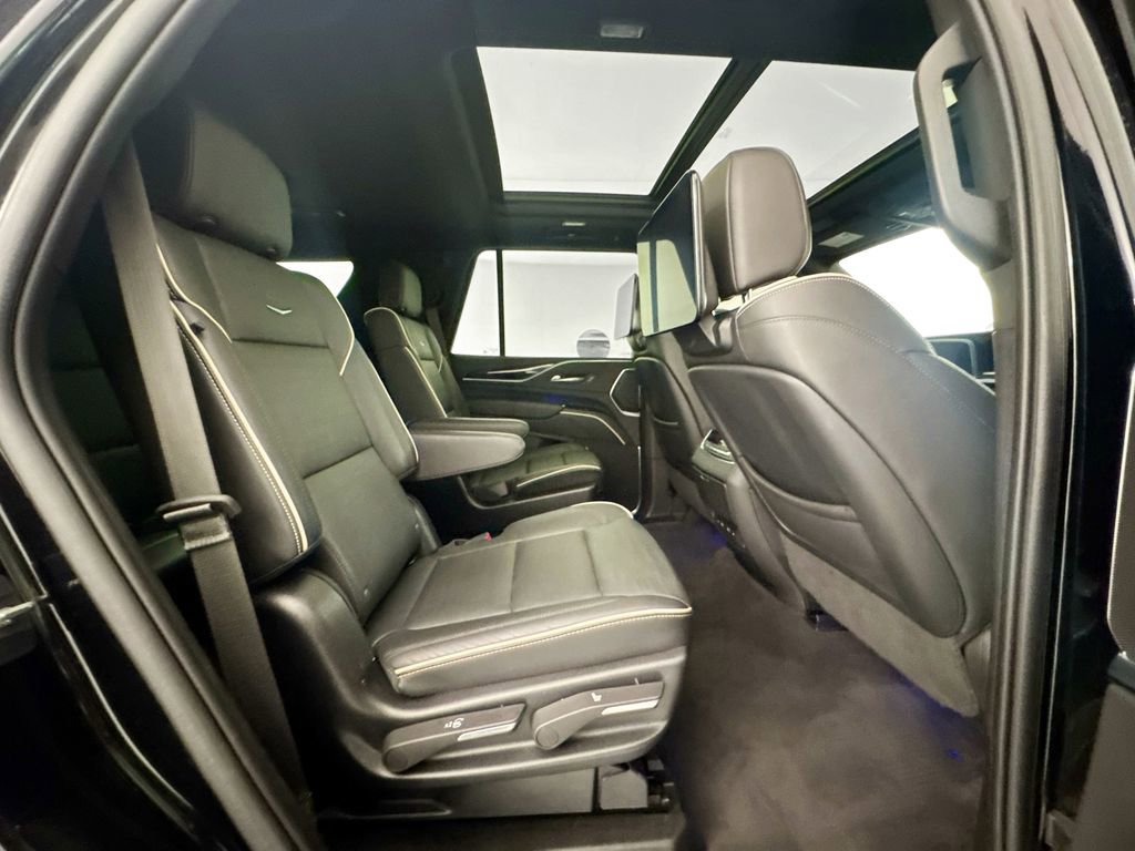 Used 2023 Cadillac Escalade Sport w/ Touring Package image 28