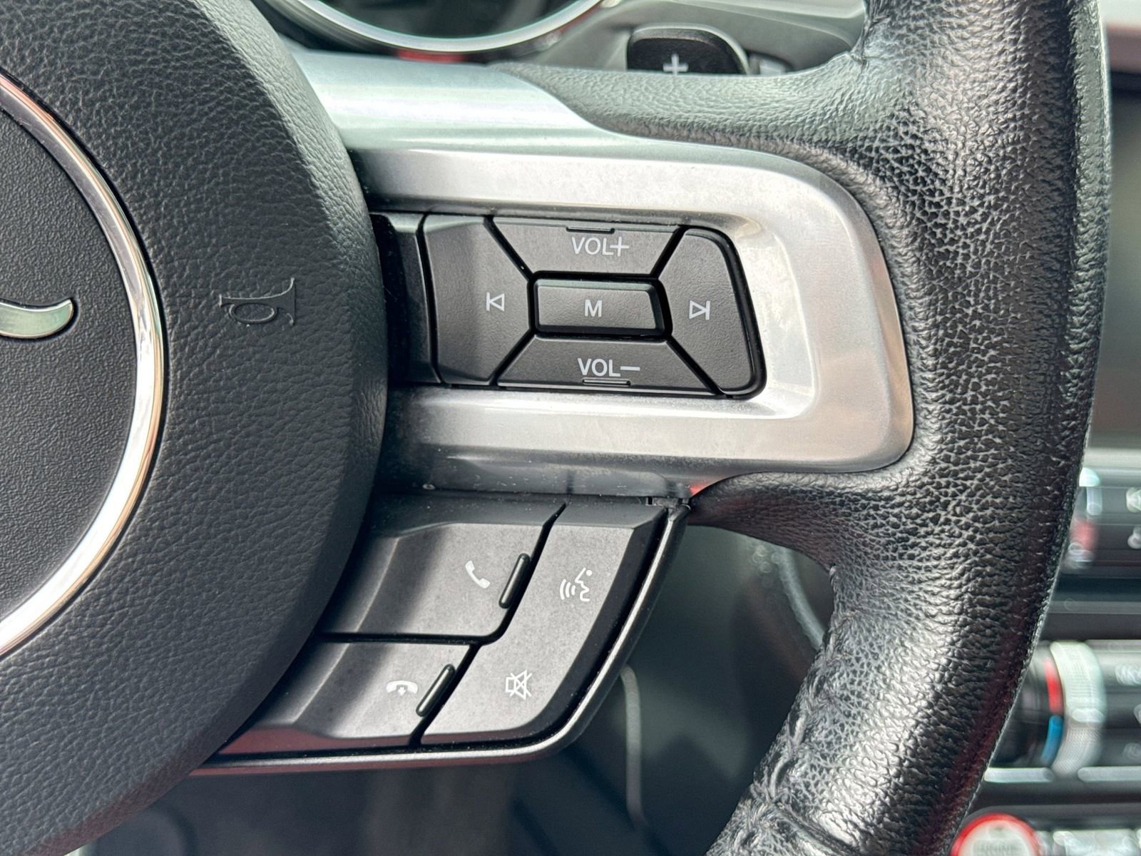 Used 2015 Ford Mustang GT Premium w/ Equipment Group 401A RWD image 22
