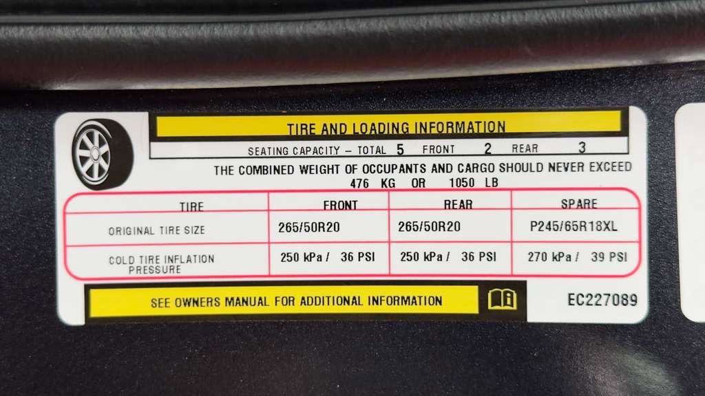 Used 2014 Jeep Grand Cherokee Limited w/ Trailer Tow Group IV AWD/4WD image 22