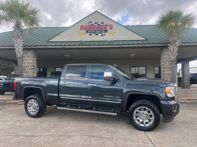 Used 2018 GMC Sierra 2500 Denali w/ Duramax Plus Package