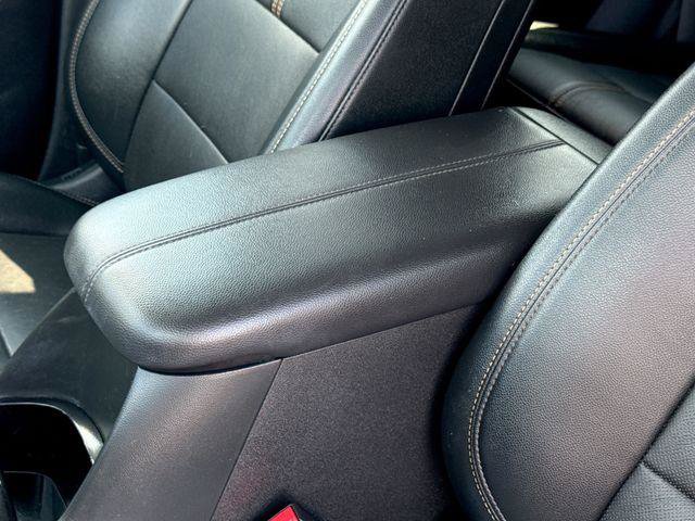 Used 2023 Chevrolet Equinox Premier FWD image 23