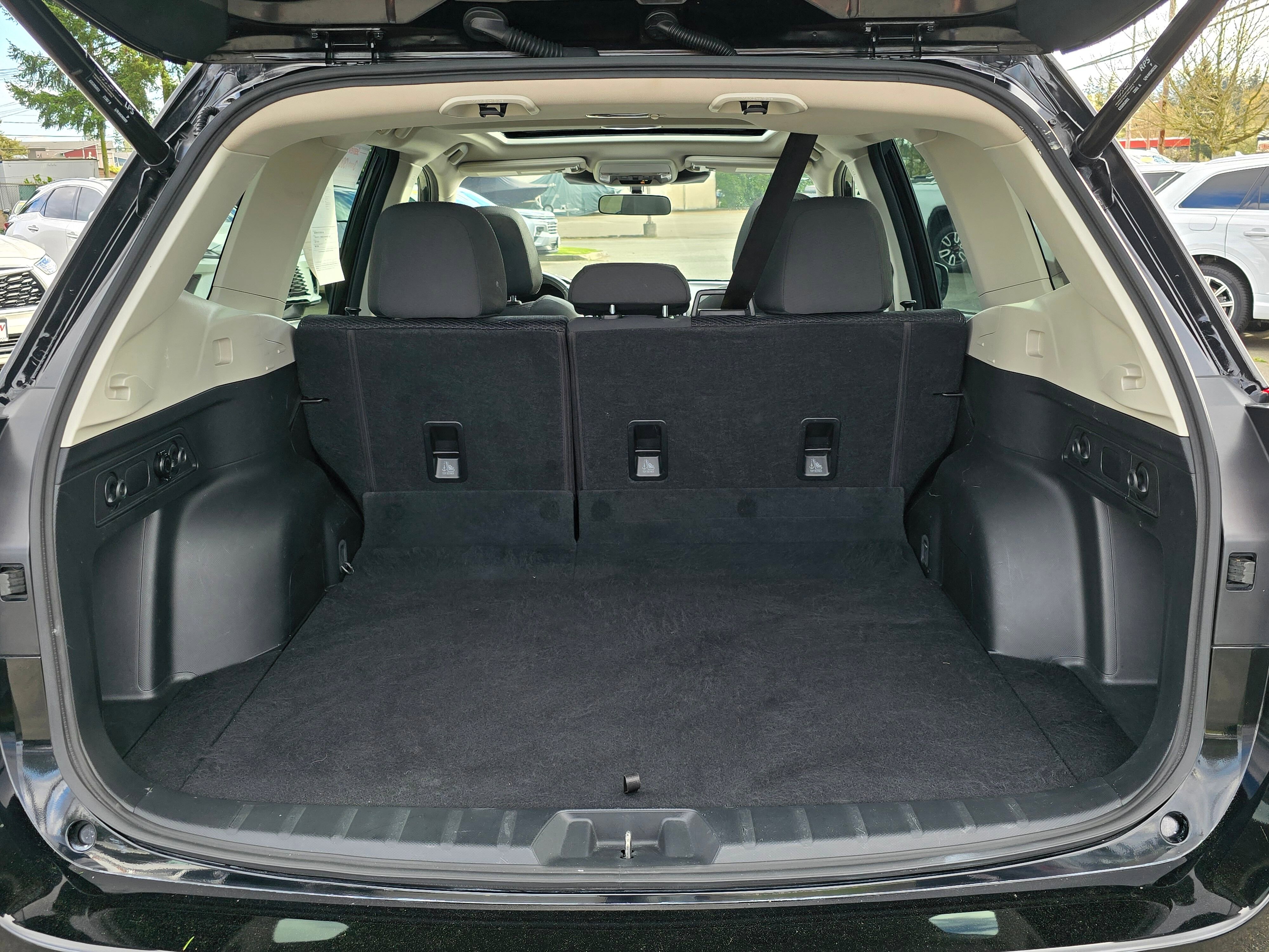Used 2022 Subaru Forester Premium AWD/4WD image 14