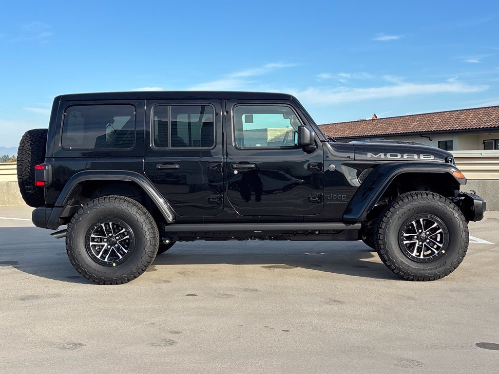 New 2027 Jeep Wrangler Unlimited Rubicon 392 AWD/4WD image 2