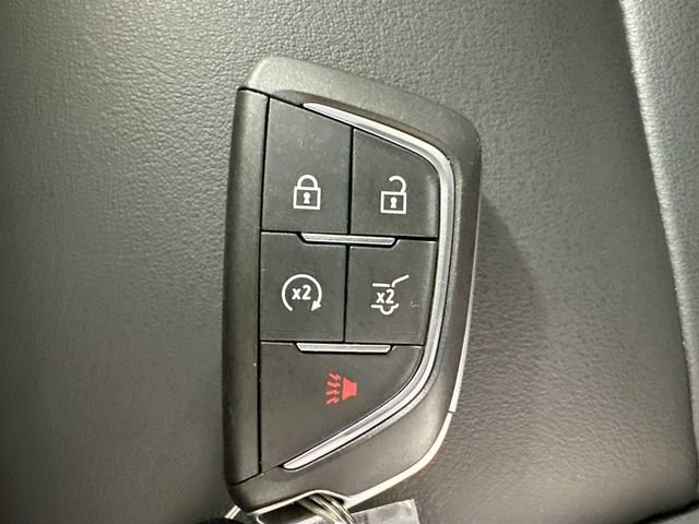 Used 2024 Cadillac Lyriq Tech AWD/4WD image 16
