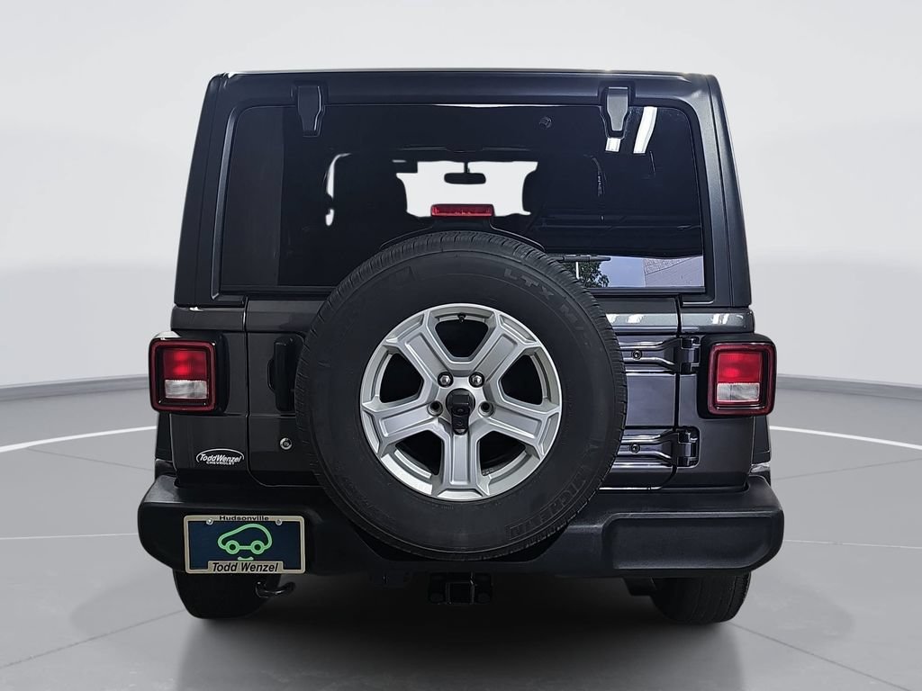 Used 2018 Jeep Wrangler Unlimited Sport S AWD/4WD image 5