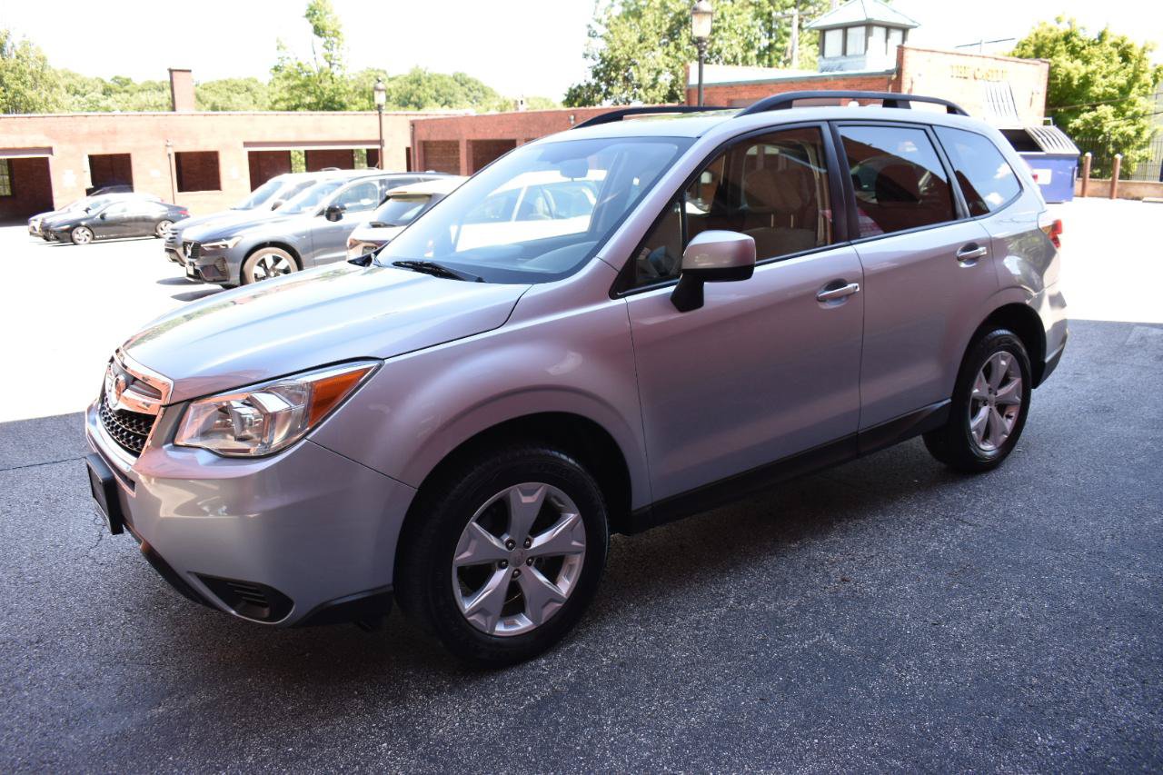 Used 2016 Subaru Forester 2.5i Premium w/ All-Weather Package AWD/4WD image 7