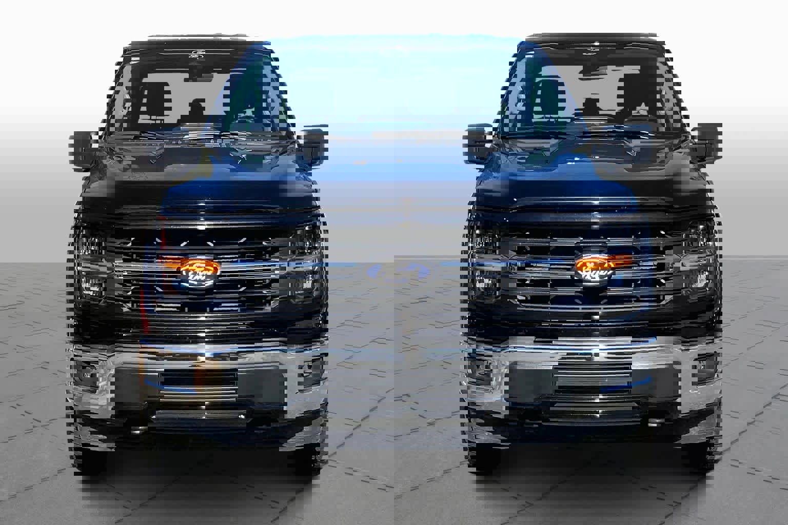 Certified 2025 Ford F150 XLT w/ Equipment Group 301A Standard image 3