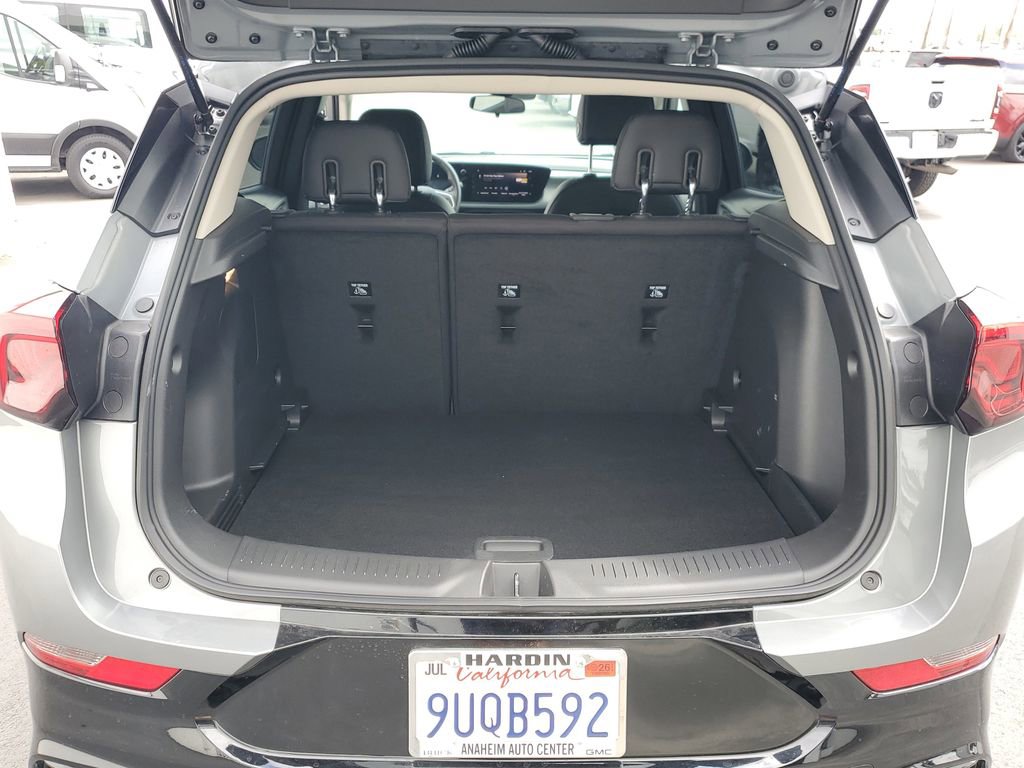 Used 2026 Buick Encore GX Sport Touring image 8