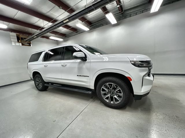 Certified 2022 Chevrolet Suburban LT w/ LT Signature Package AWD/4WD image 9