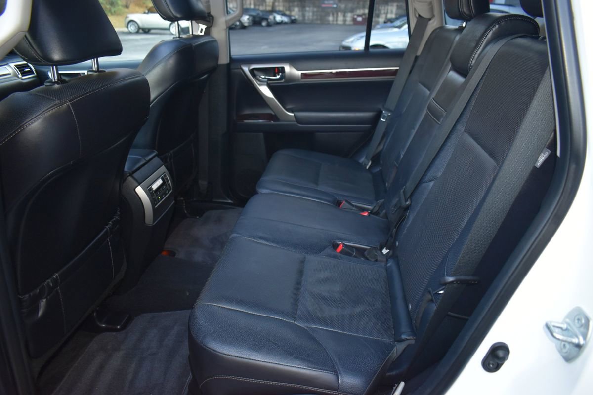 Used 2014 Lexus GX 460 w/ Premium Package image 42