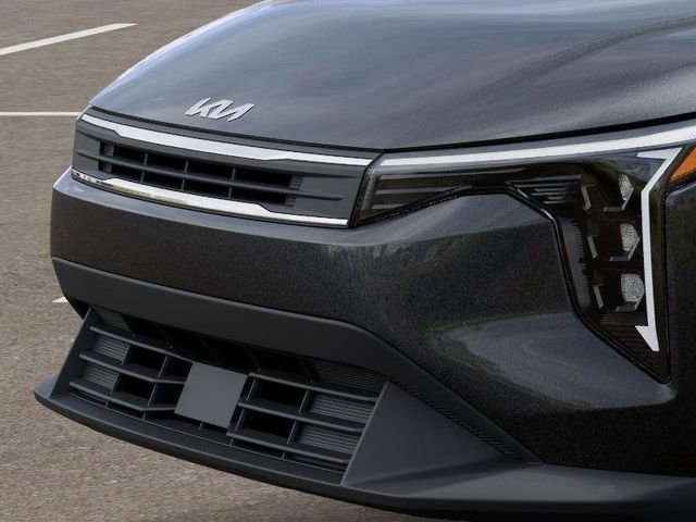 New 2026 Kia K4 LXS image 12