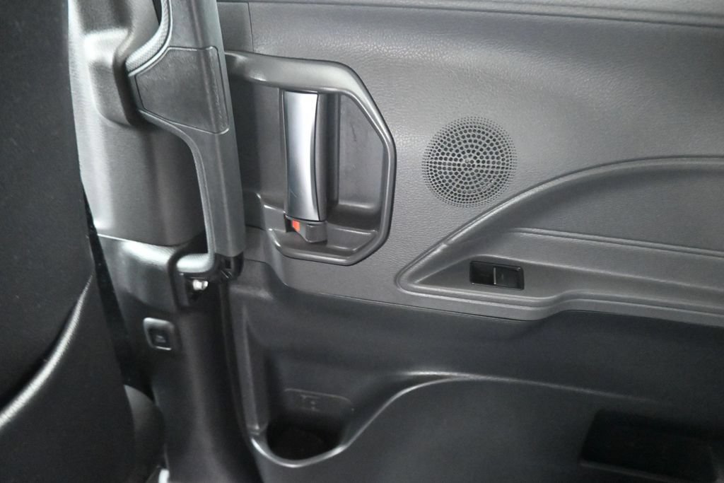Used 2021 Toyota Sienna XSE FWD image 34