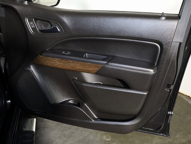 Used 2017 GMC Canyon Denali image 30