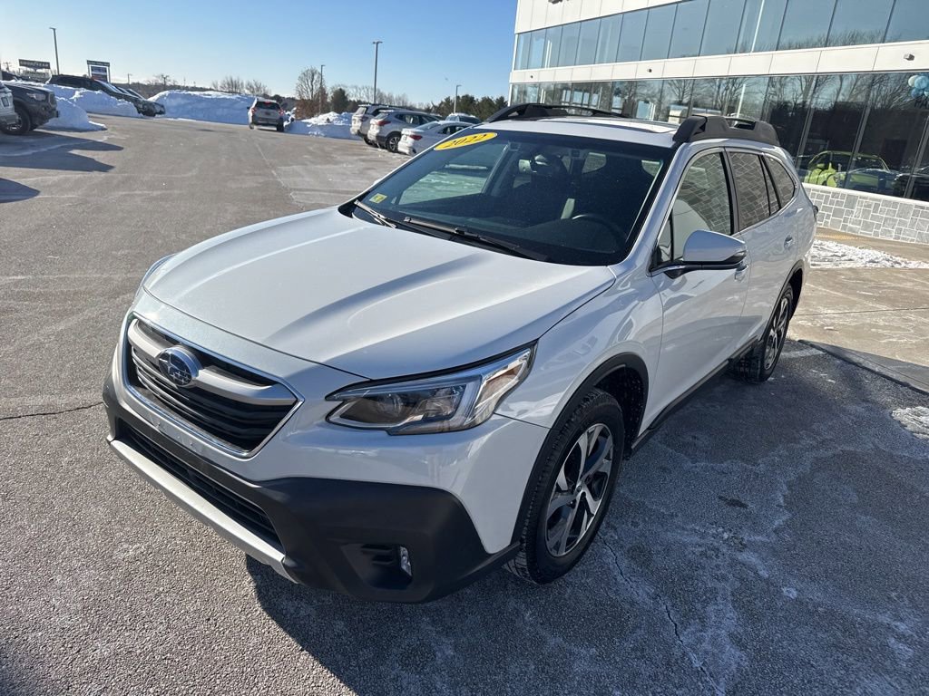Used 2022 Subaru Outback Limited image 5