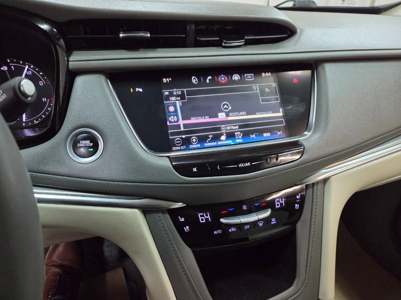 Used 2017 Cadillac XT5 Premium Luxury w/ Advanced Security Package image 24