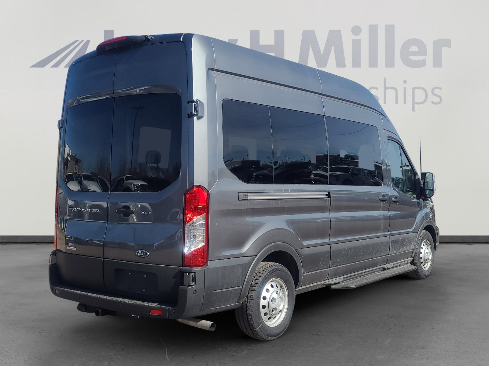 New 2024 Ford Transit 350 XLT image 5