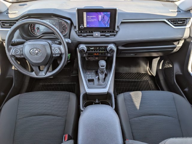 Used 2024 Toyota RAV4 LE AWD/4WD image 20