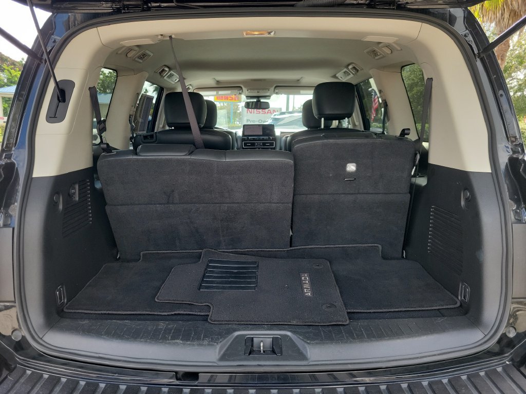 Used 2024 Nissan Armada SL w/ Captain's Chairs Package AWD/4WD image 8