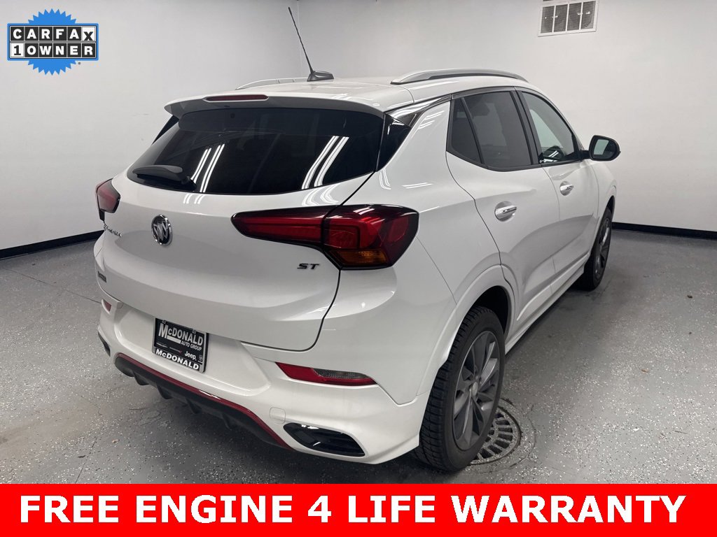 Used 2021 Buick Encore GX Essence image 3